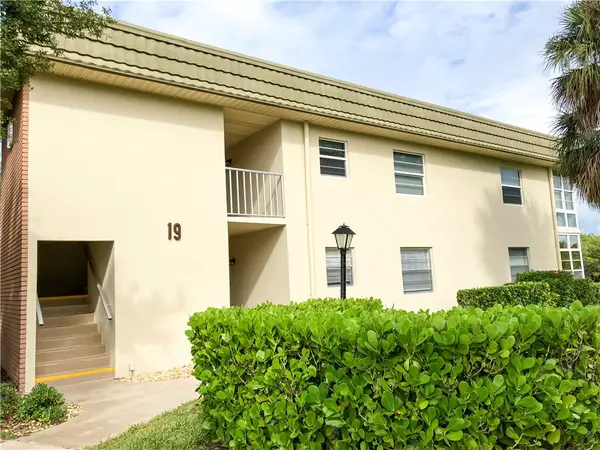 19 Vista Gardens Trail #201, Vero Beach, FL 32962