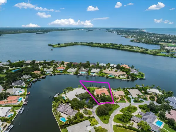 204 Spinnaker Drive, Vero Beach, FL 32963