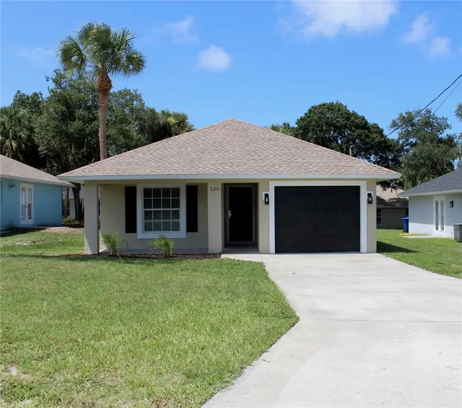 226 13th Street Sw, Vero Beach, FL 32962 - #1