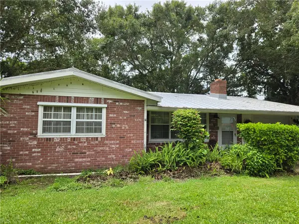 782 Dixie Terrace, Sebastian, FL 32958