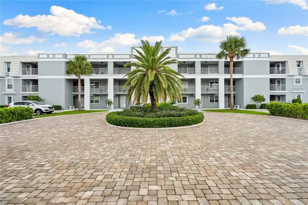2743 Ocean Drive #40E, Vero Beach, FL 32963