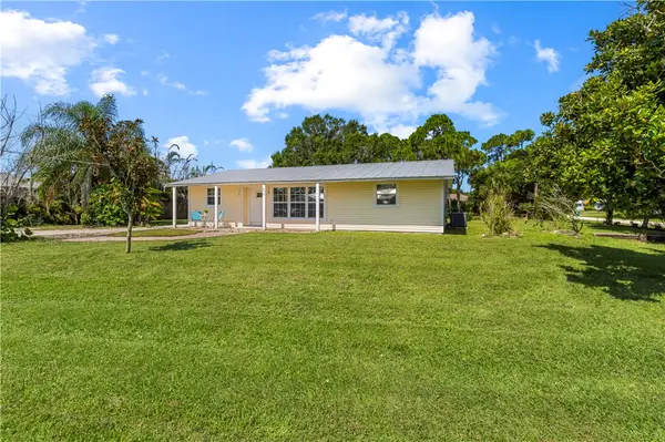 874 Blossom Drive, Sebastian, FL 32958