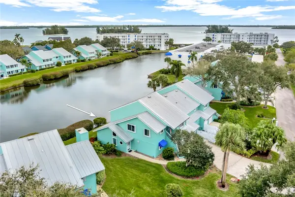 6304 River Run Drive #6304, Sebastian, FL 32958