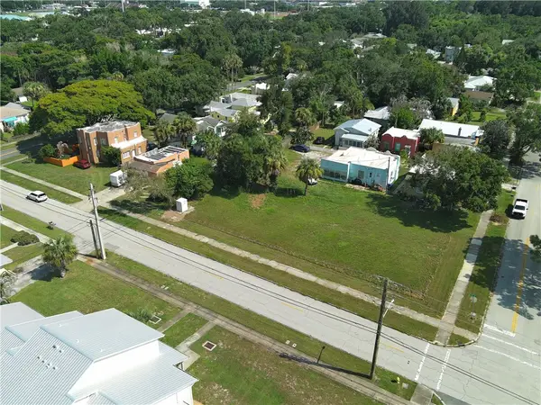 1860 22nd Avenue, Vero Beach, FL 32960