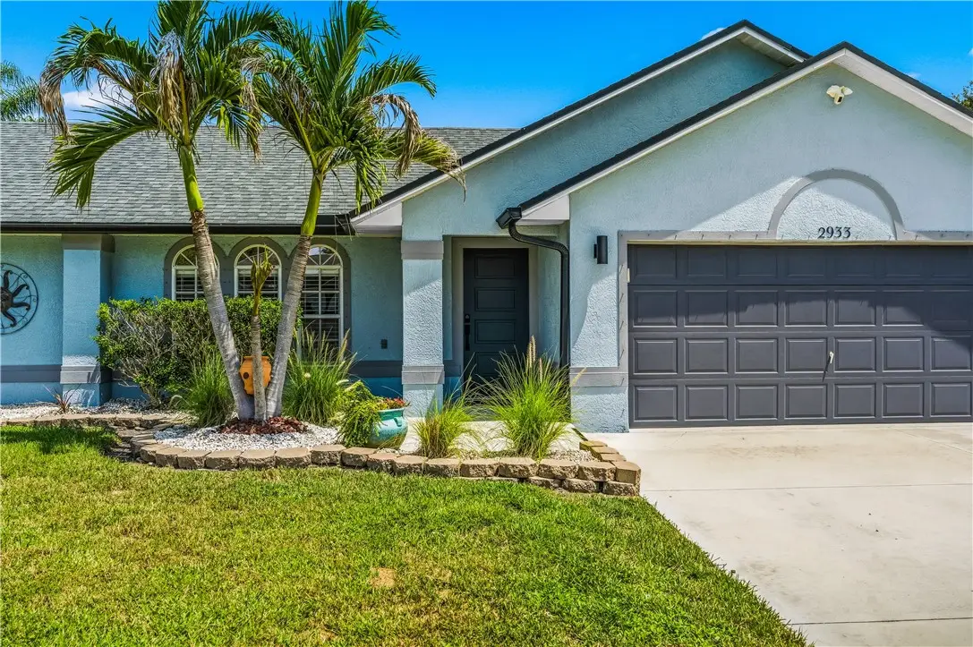 2933 SE Bella Road, Port Saint Lucie, FL 34984 - #1