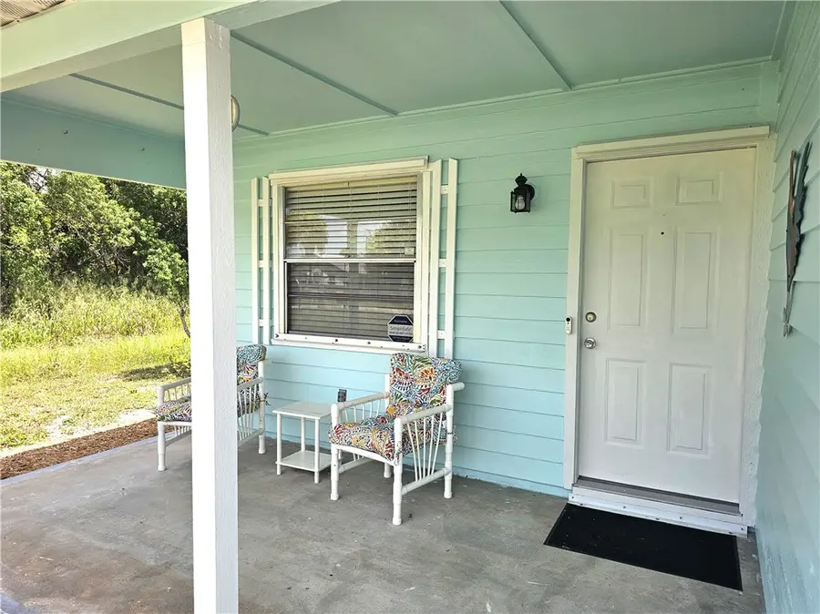 303 13th Place Sw, Vero Beach, FL 32962 - #3