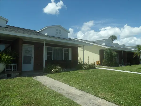 8520 Us Highway 1 #A4, Micco, FL 32976
