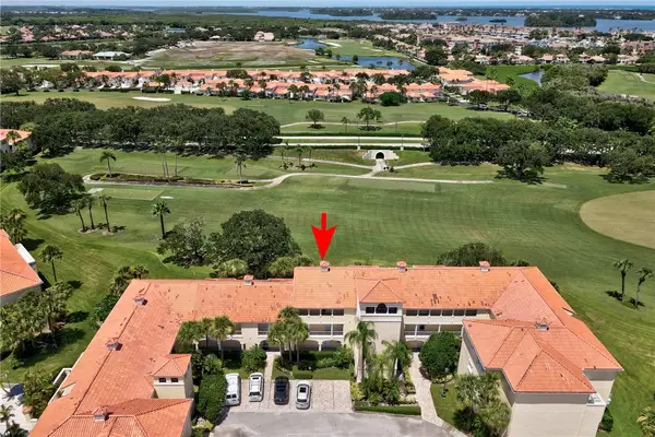 5040 Harmony Circle #305, Vero Beach, FL 32967