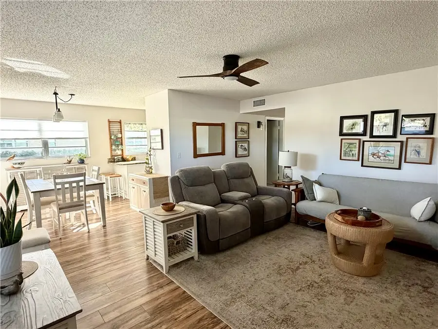 94 Spring Lake Drive #102, Vero Beach, FL 32962 - #3