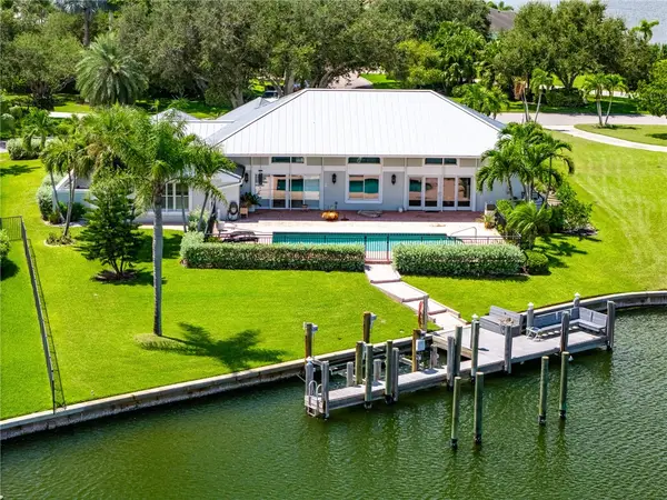 1976 Windward Way, Vero Beach, FL 32963