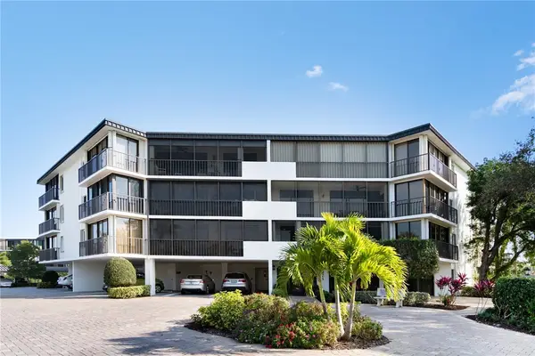 1821 Mooringline Drive #PHE, Vero Beach, FL 32963