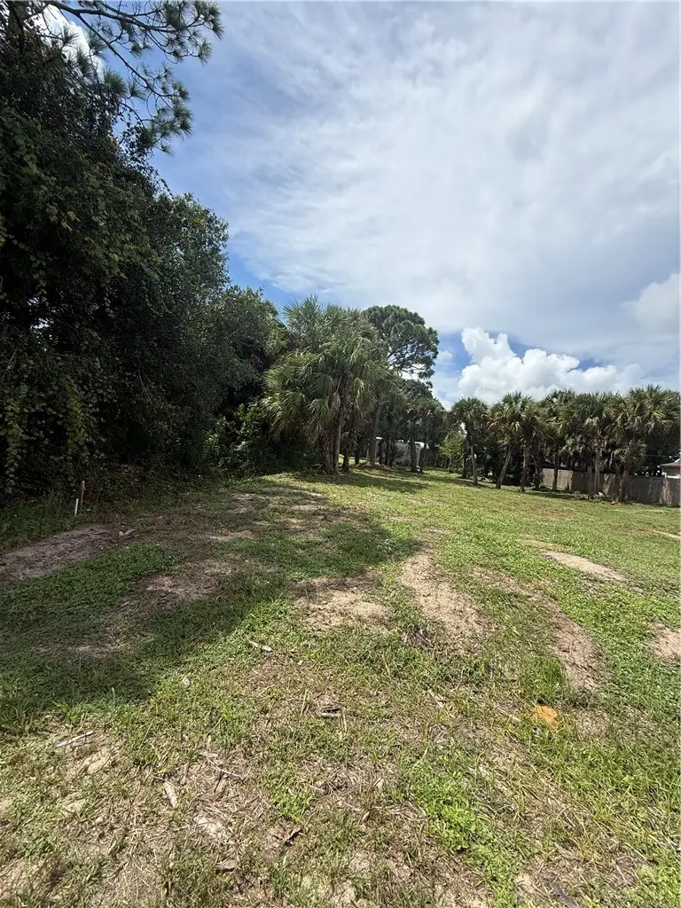 7815 105th Court, Vero Beach, FL 32967 - #2