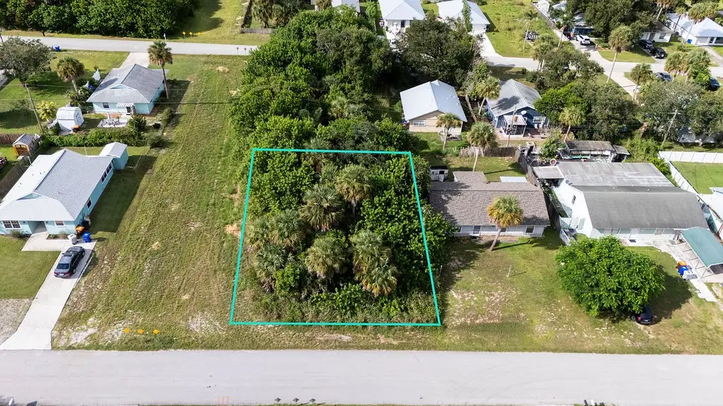 1330 3rd Avenue, Vero Beach, FL 32960 - #1
