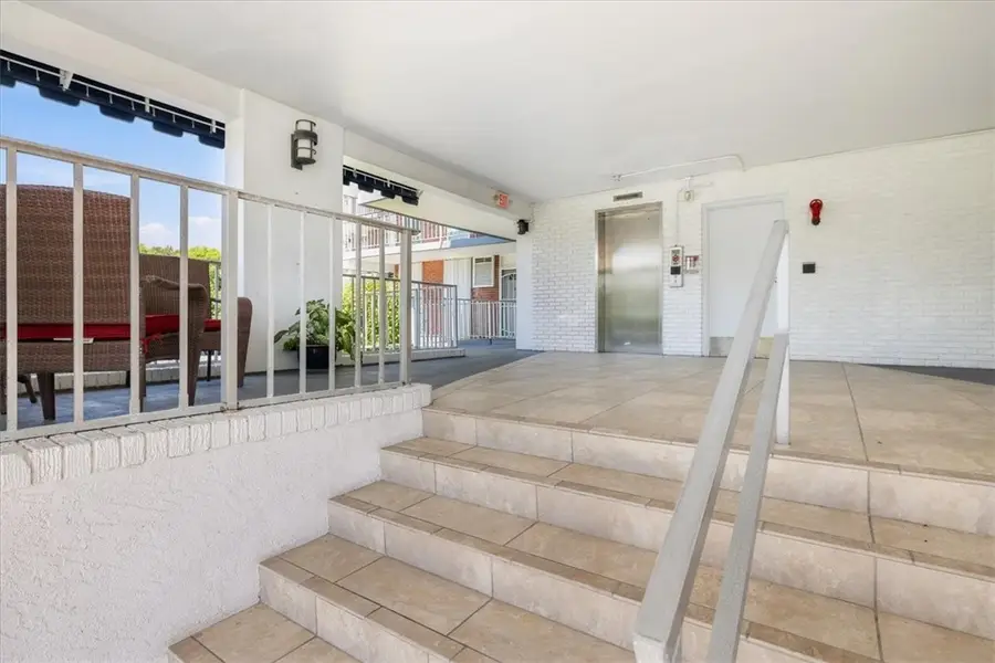935 E Causeway Boulevard #303, Vero Beach, FL 32963 - #2