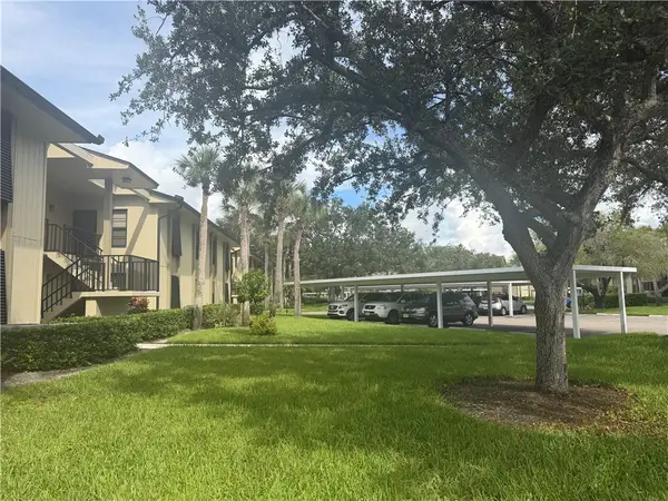 1 Plantation Drive #203, Vero Beach, FL 32966