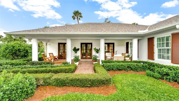 615 Riomar Drive, Vero Beach, FL 32963