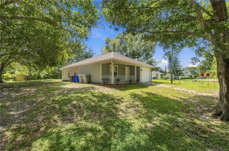 2305 13th Place Sw, Vero Beach, FL 32962 - #2