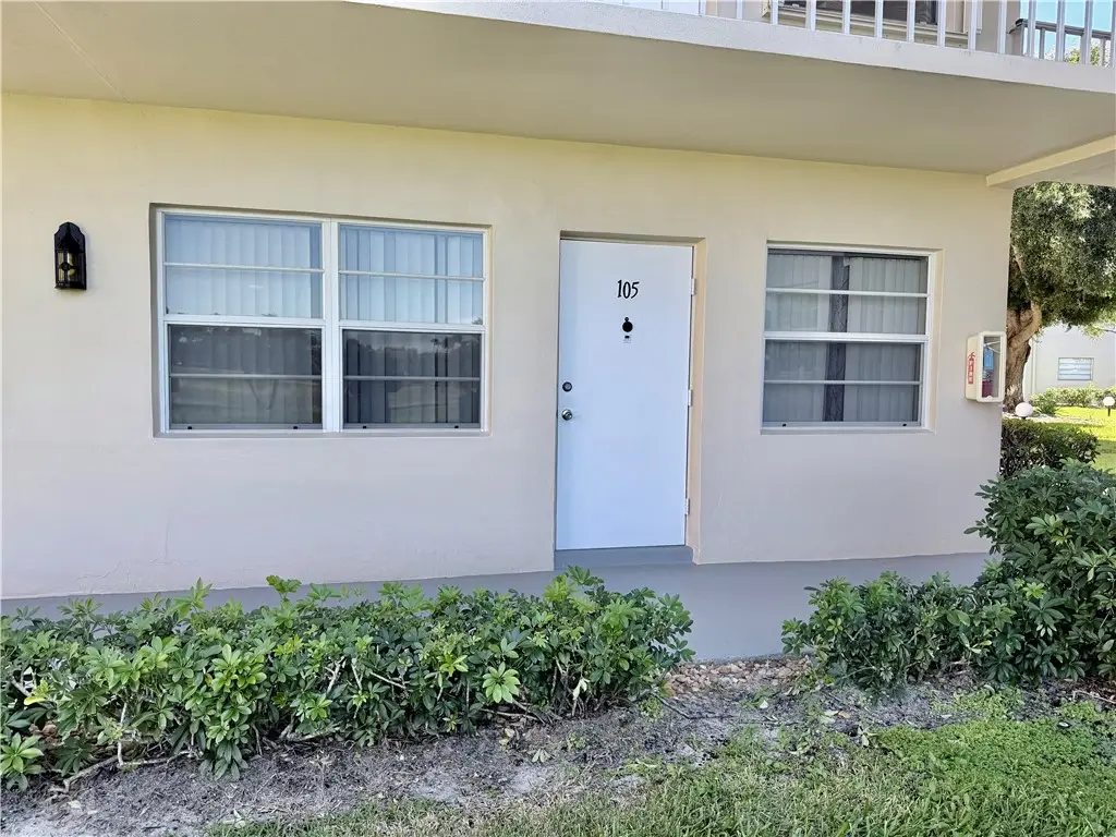 34 Pine Arbor Lane #105, Vero Beach, FL 32962 - #1