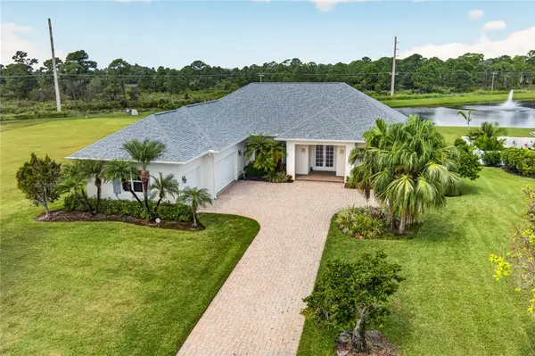 106 King Fisher Way, Sebastian, FL 32958
