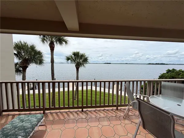 1860 Bay Road #205E, Vero Beach, FL 32963