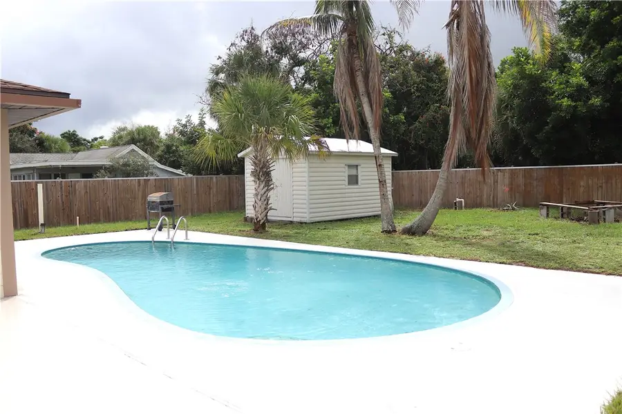 805 4th Street, Vero Beach, FL 32962 - #3
