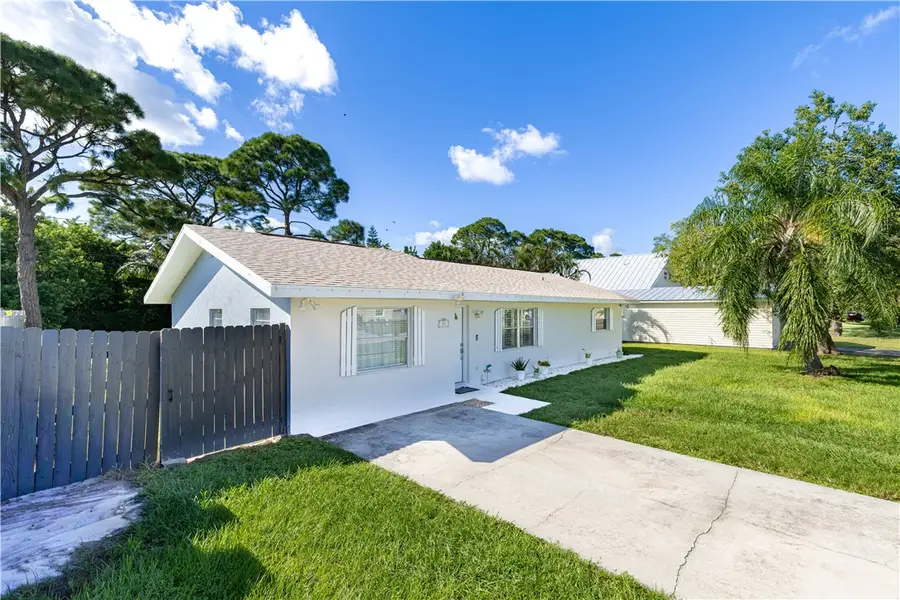 151 11th Court, Vero Beach, FL 32962 - #2