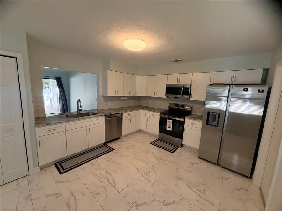 650 Lake Drive, Sebastian, FL 32958 - #2