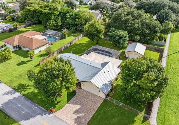 410 10th Court, Vero Beach, FL 32962