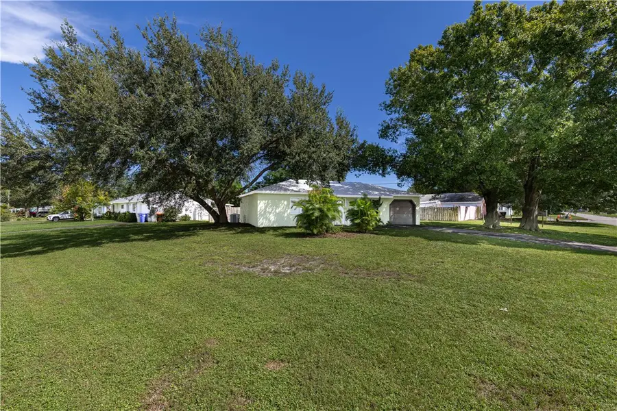 726 21st Street Sw, Vero Beach, FL 32962 - #3