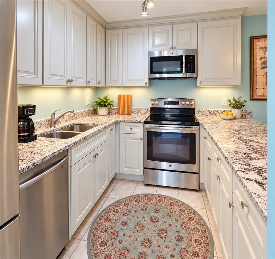 1170 6th Avenue #9D, Vero Beach, FL 32960 - #3