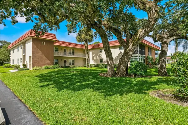 91 Crooked Tree Lane #203, Vero Beach, FL 32962