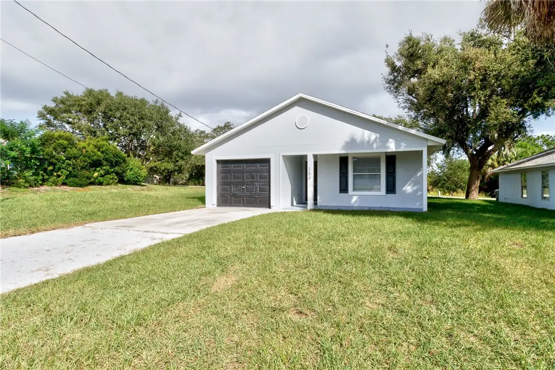250 12th Street Sw, Vero Beach, FL 32962 - #1