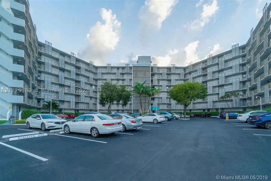 3401 N Country Club #406, Aventura, FL 33180 - #3