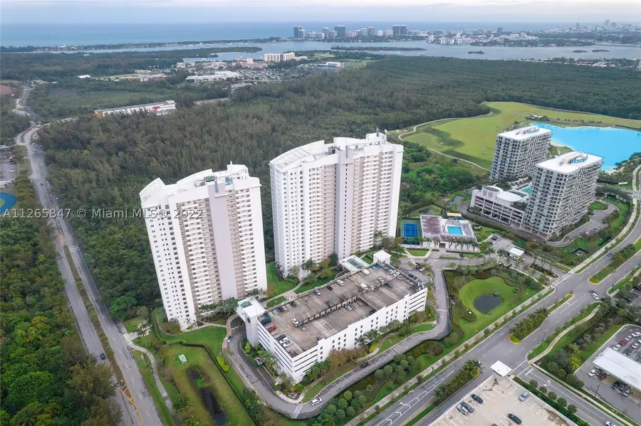 15051 Royal Oaks #1203, North Miami, FL 33181 - #2