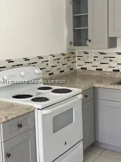 Address Withheld By Seller, Lauderhill, FL 33311