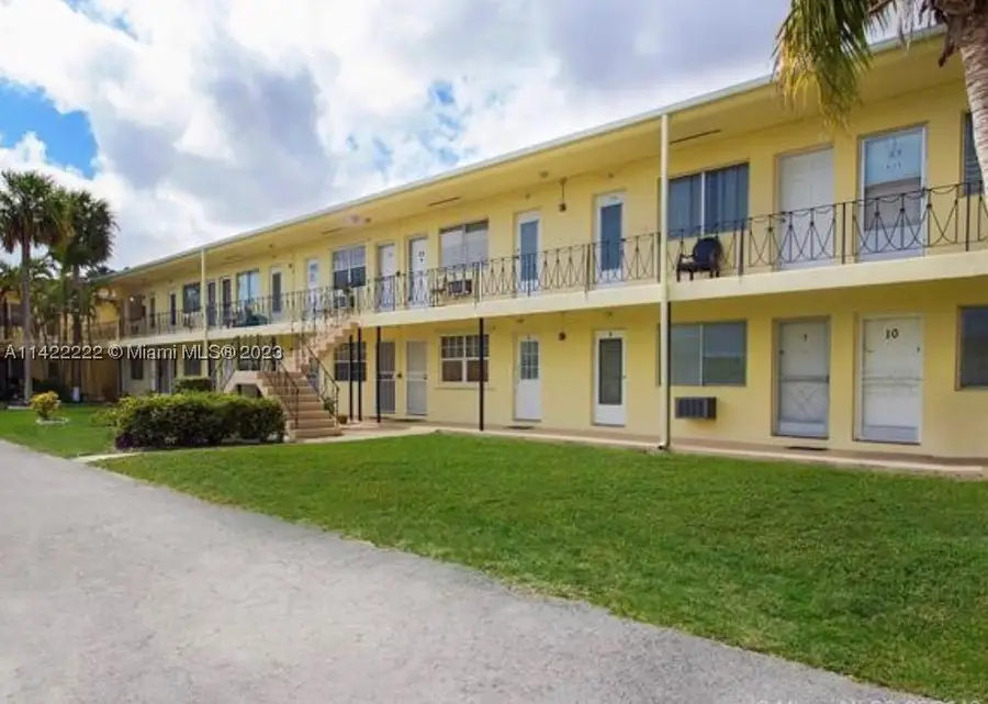 71 NW 76th #16, Miami, FL 33150 - #3