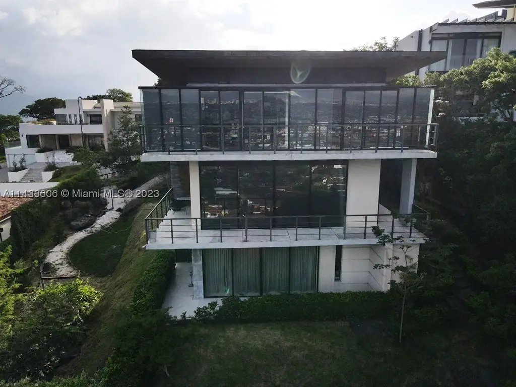 46 Cerro Real Alto Las Palomas, Lamy, FL  - #1
