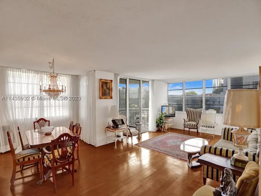 18051 Biscayne #304, Aventura, FL 33160 - #2
