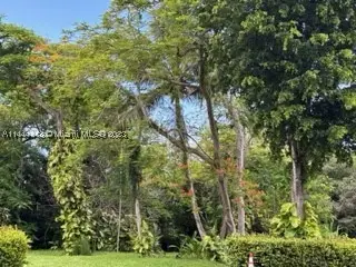 Address Withheld By Seller, Miami, FL 33161