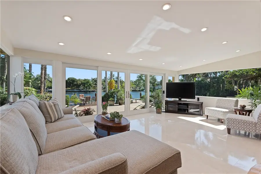11450 W Broward, Plantation, FL 33325 - #2