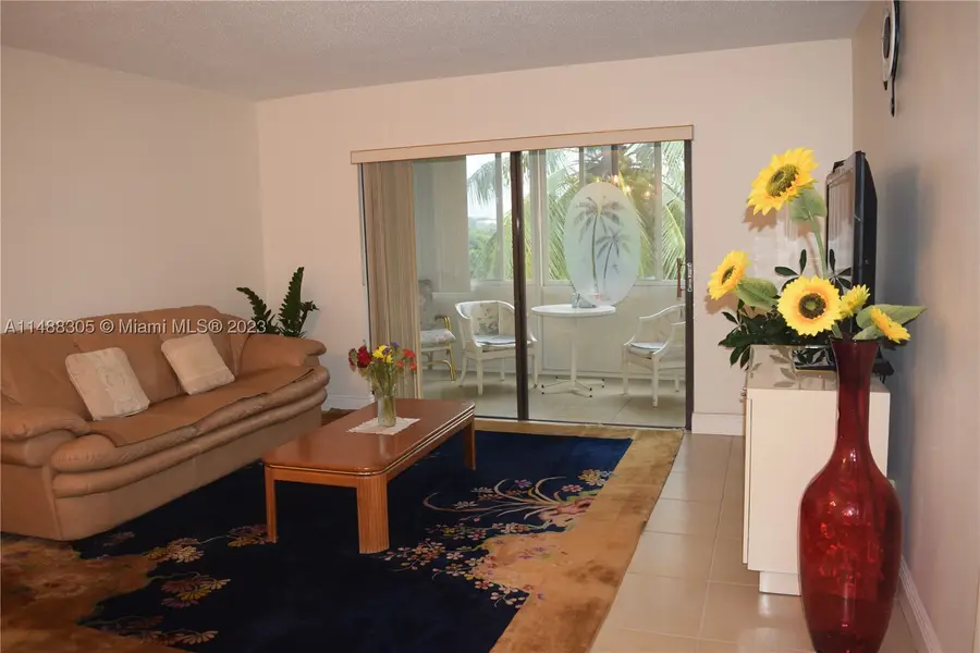 3940 NW 42nd #316, Lauderdale Lakes, FL 33319 - #2