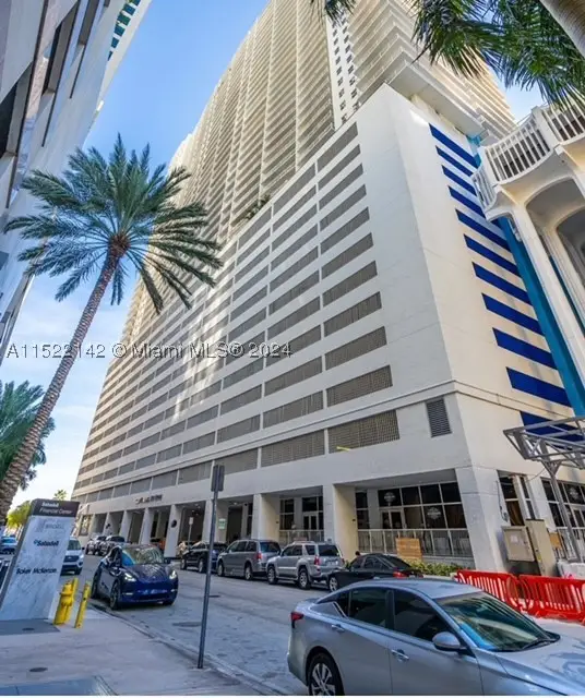 1200 Brickell Bay #1915, Miami, FL 33131 - #3