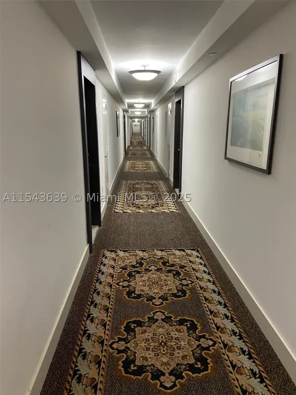 2801 NE 183rd #2103W, Aventura, FL 33160