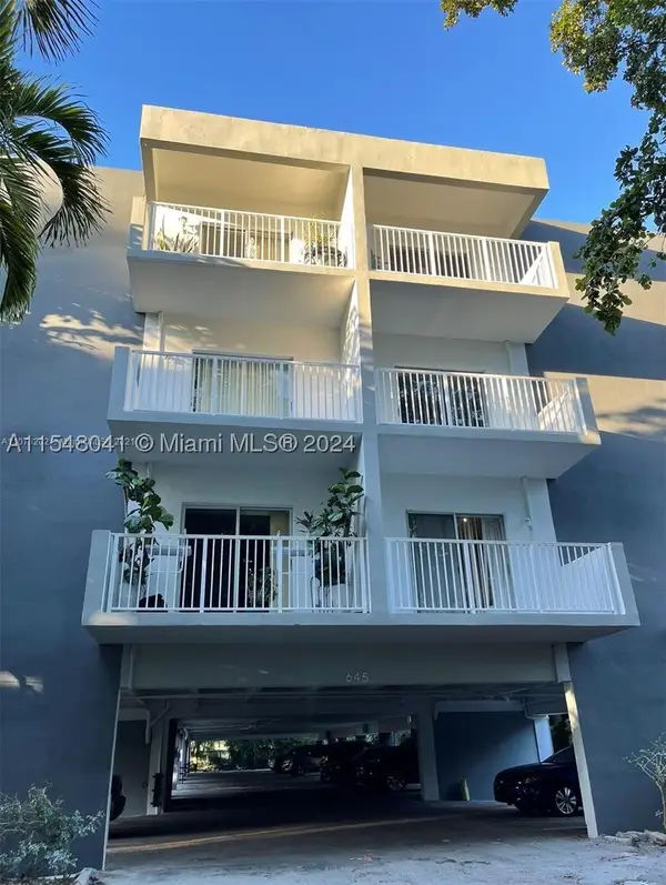 645 NE 121st #307, North Miami, FL 33161