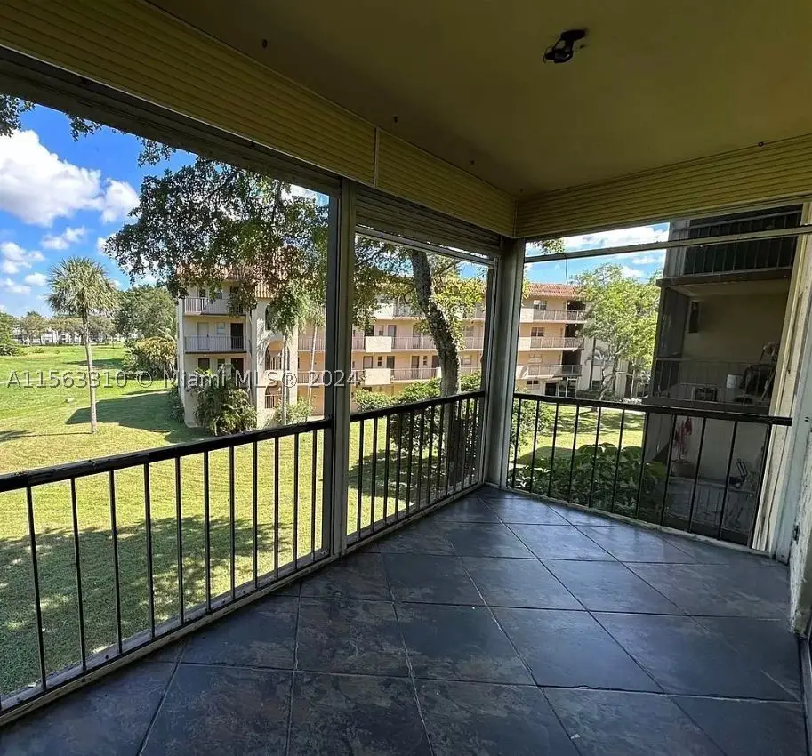 6201 N Falls Cir #304, Lauderhill, FL 33319 - #1