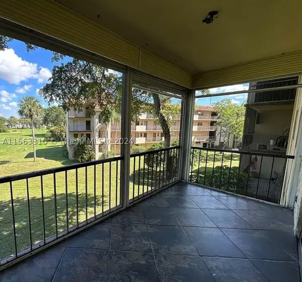 6201 N Falls Cir #304, Lauderhill, FL 33319