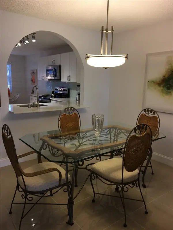 580 Egret #302, Hallandale, FL 33009
