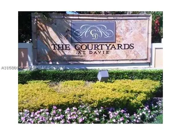Address Withheld By Seller, Davie, FL 33314