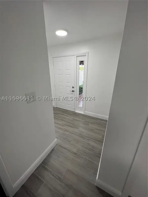 2050 SW 122nd #22, Miami, FL 33175