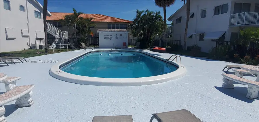 2000 NE 51st #107, Fort Lauderdale, FL 33308 - #2